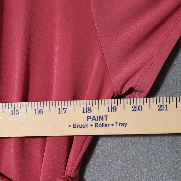 TORRID Pink Short Sleeve Surplice Neckline Wrap Blouse - Size 1 (US size 1X) - Picture 9 of 13